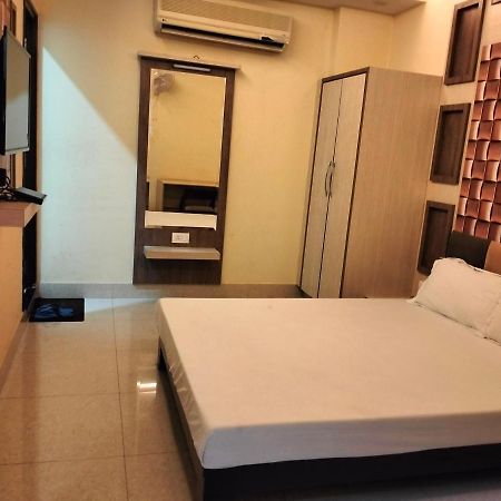 Hotel Shri Gourav Биканер Экстерьер фото