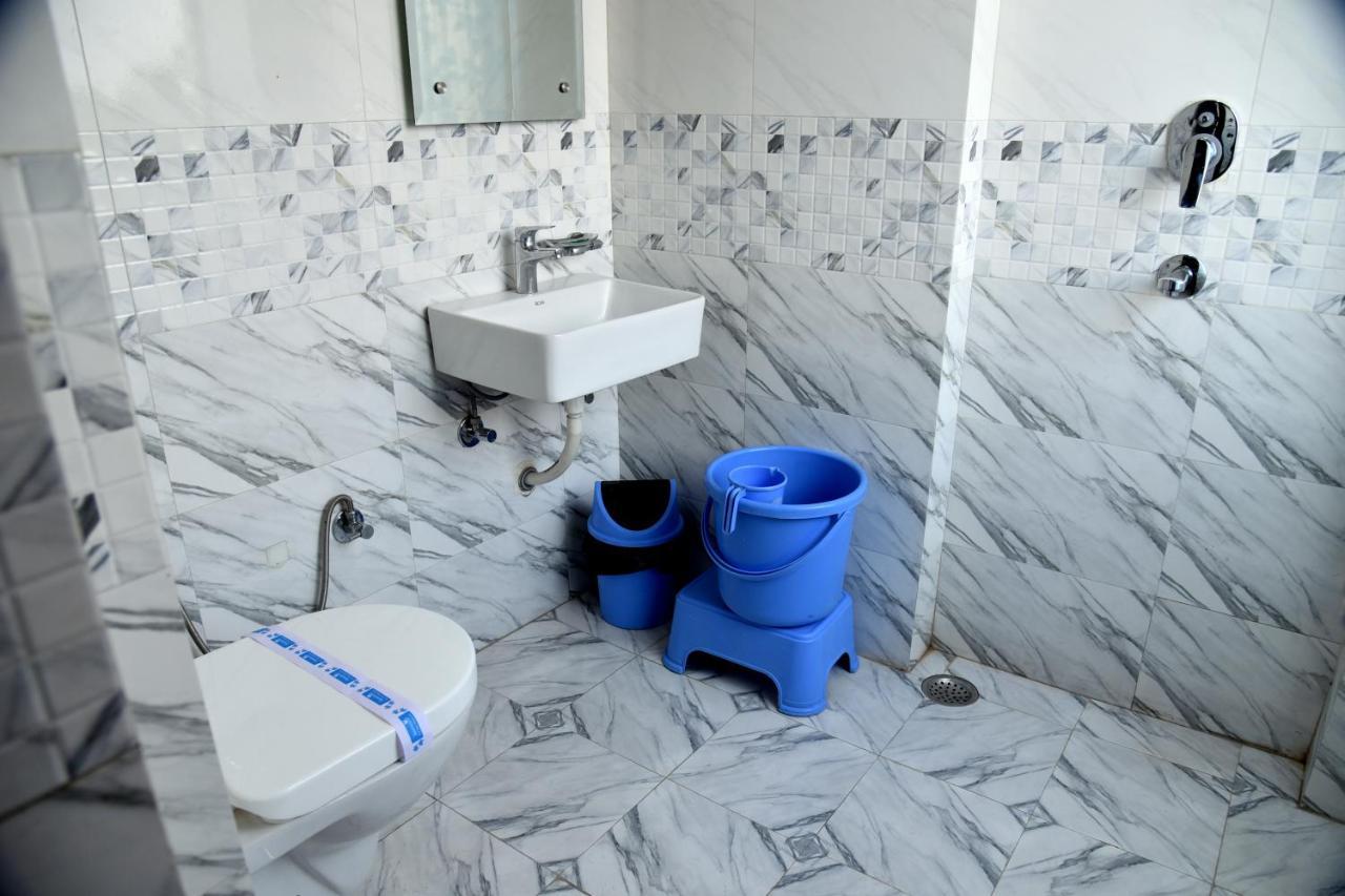 Hotel Shri Gourav Биканер Экстерьер фото