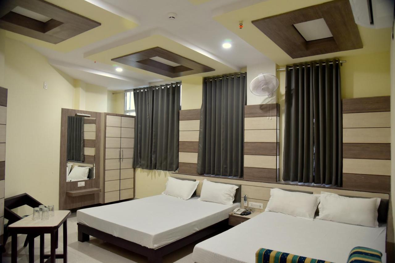 Hotel Shri Gourav Биканер Экстерьер фото