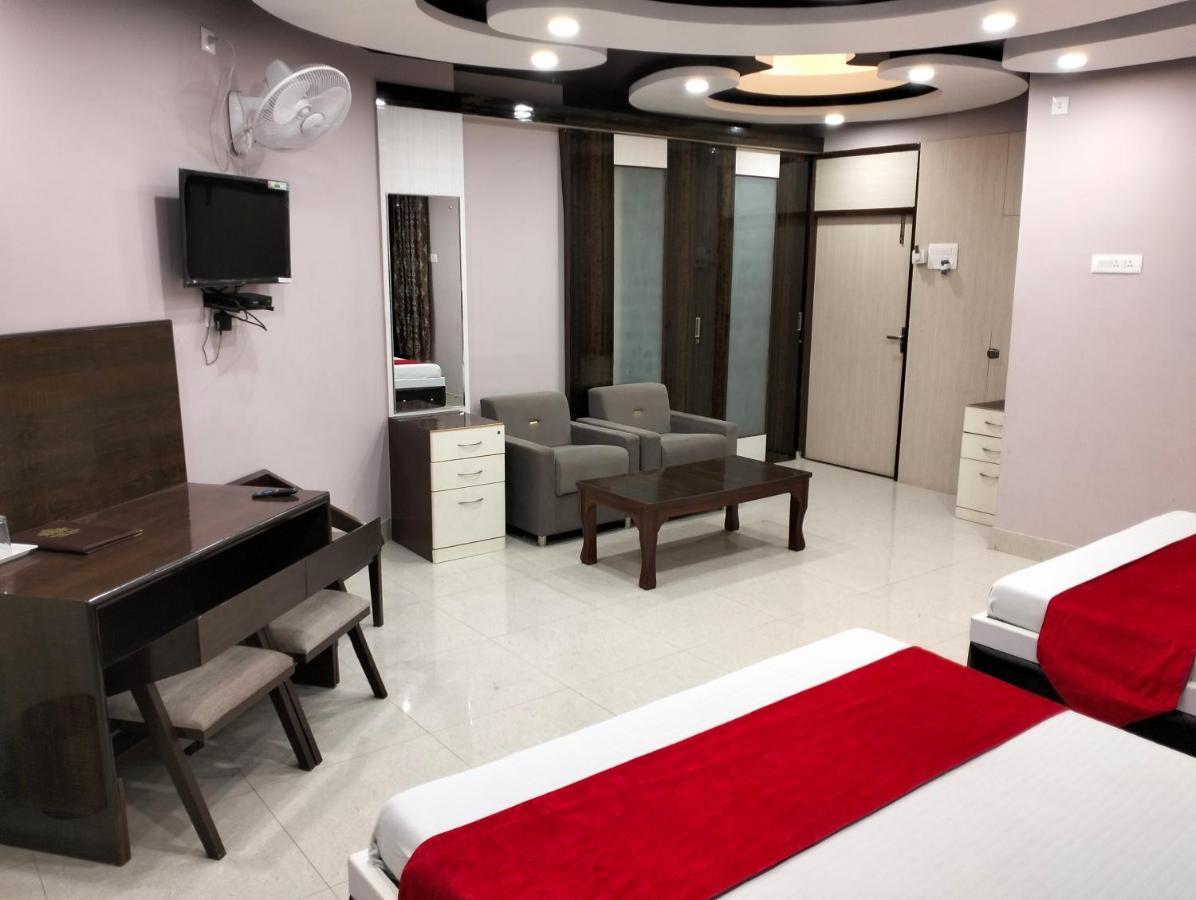 Hotel Shri Gourav Биканер Экстерьер фото