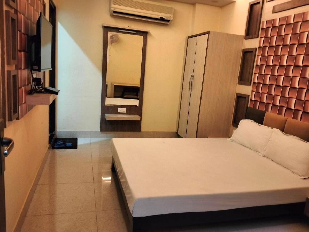 Hotel Shri Gourav Биканер Экстерьер фото