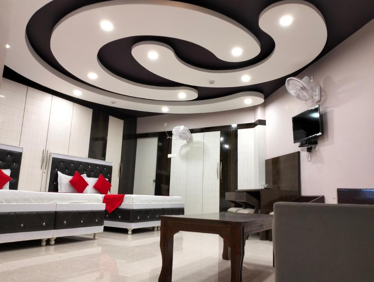 Hotel Shri Gourav Биканер Экстерьер фото