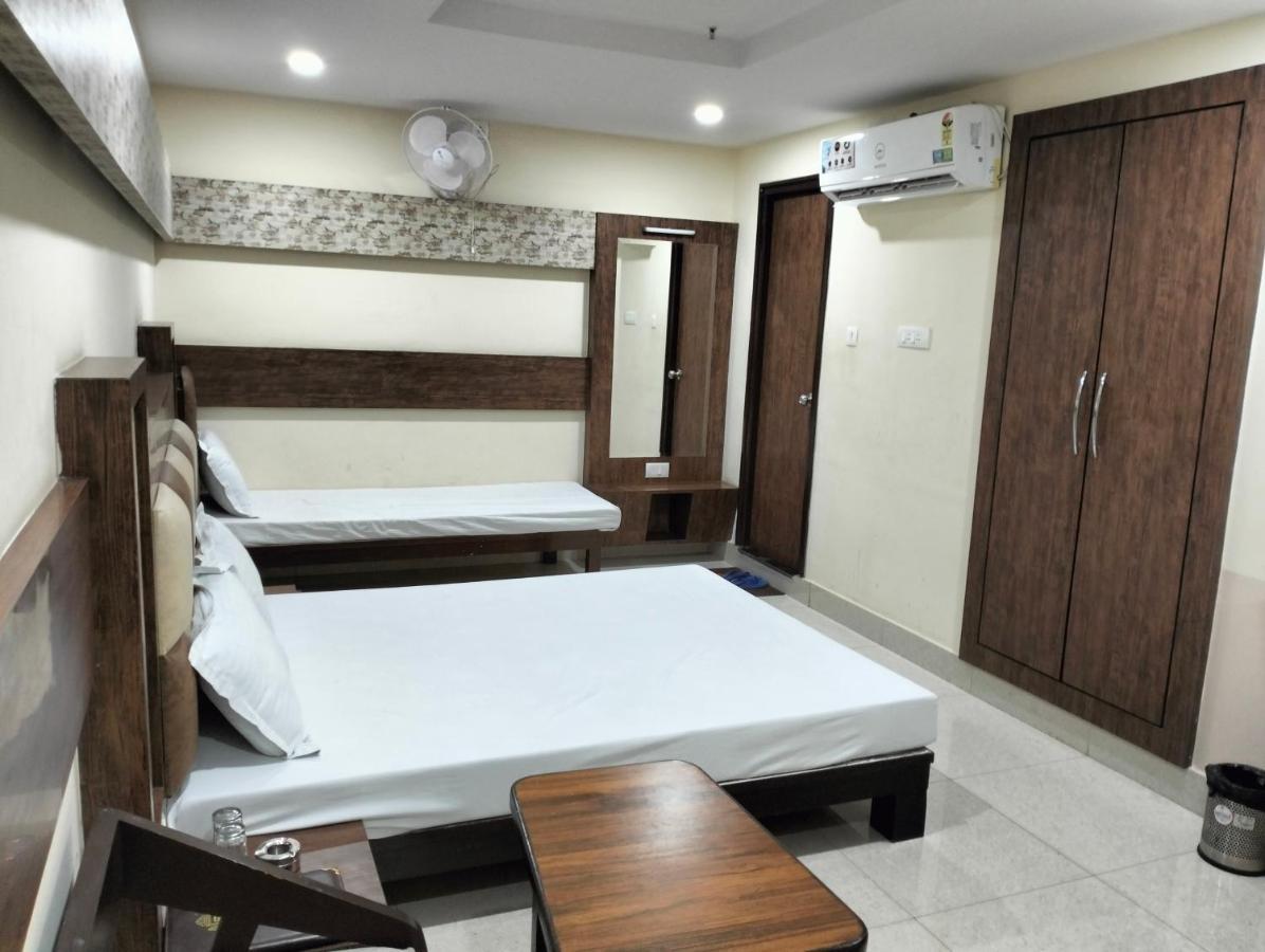 Hotel Shri Gourav Биканер Экстерьер фото